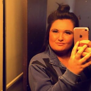 Meet your Posher, Misty